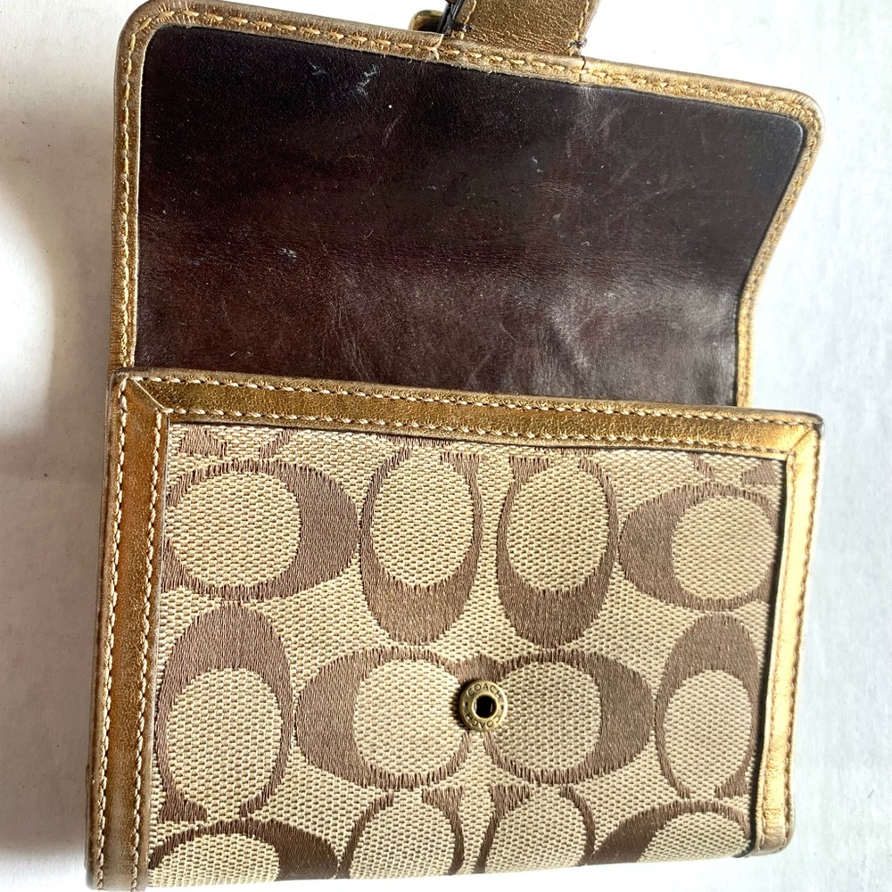 AUTHENTIC COACH WALLET - Picture 2 of 7